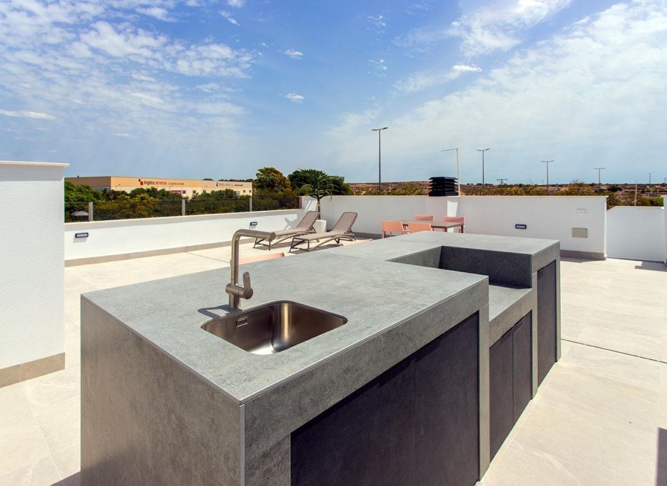 Nowy budynek - Villa -
Sucina