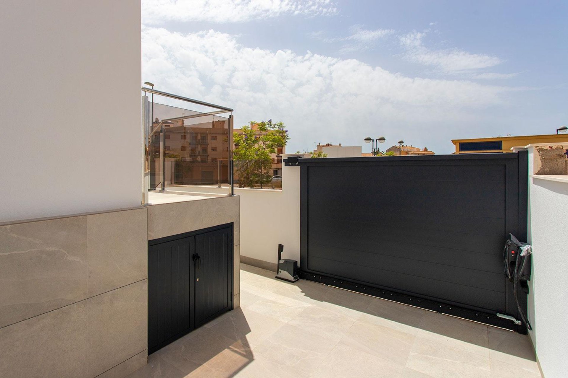 Nowy budynek - Villa -
Sucina