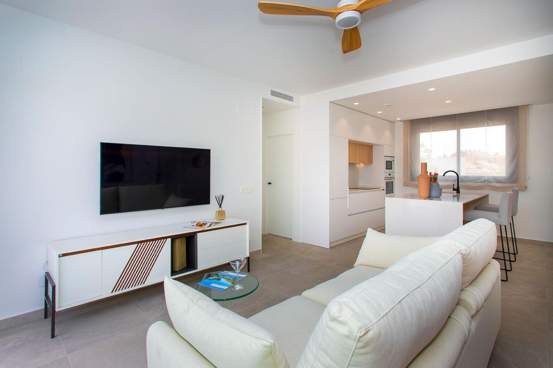 Nowy budynek - Villa -
Sucina