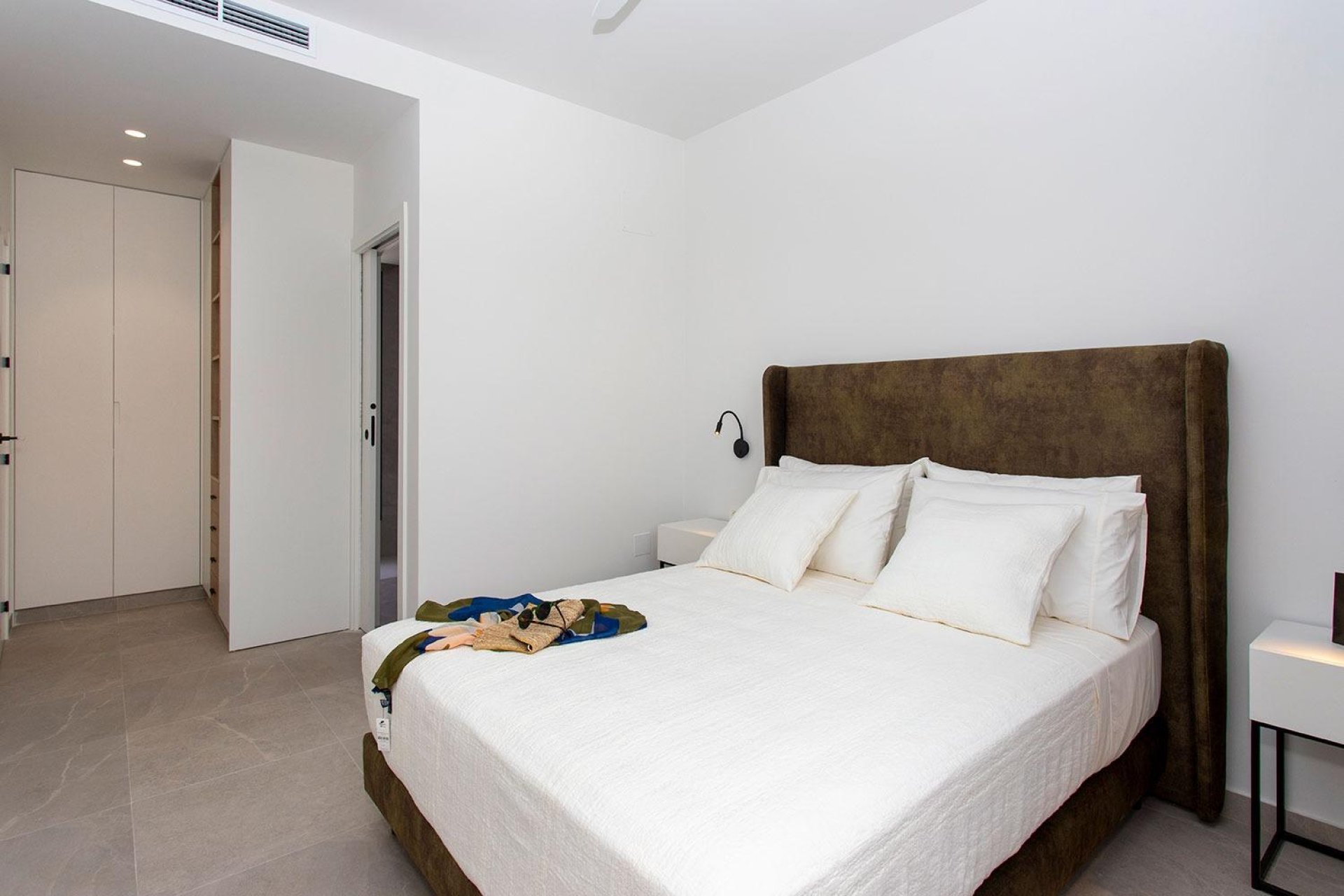 Nowy budynek - Villa -
Sucina