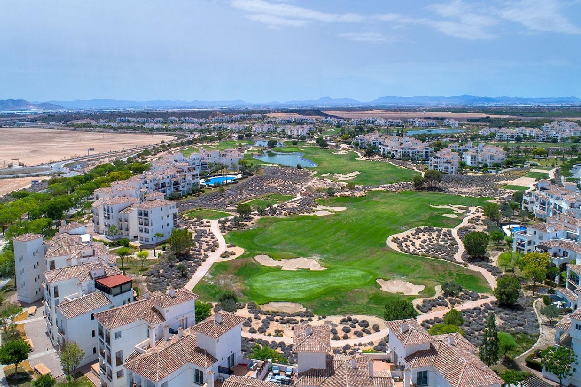 Nowy budynek - Villa -
Sucina