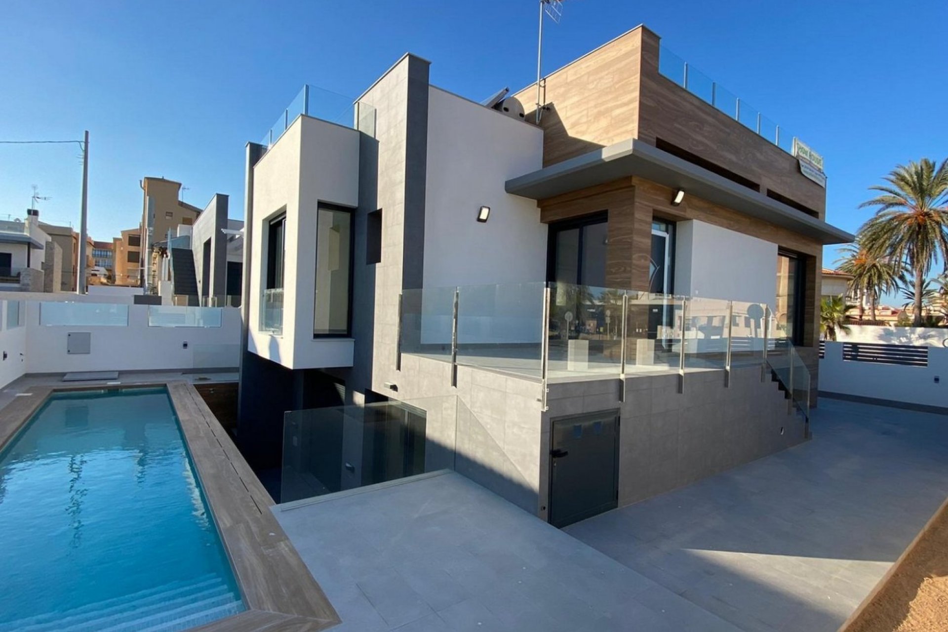 Nowy budynek - Villa -
Torrevieja - La Mata