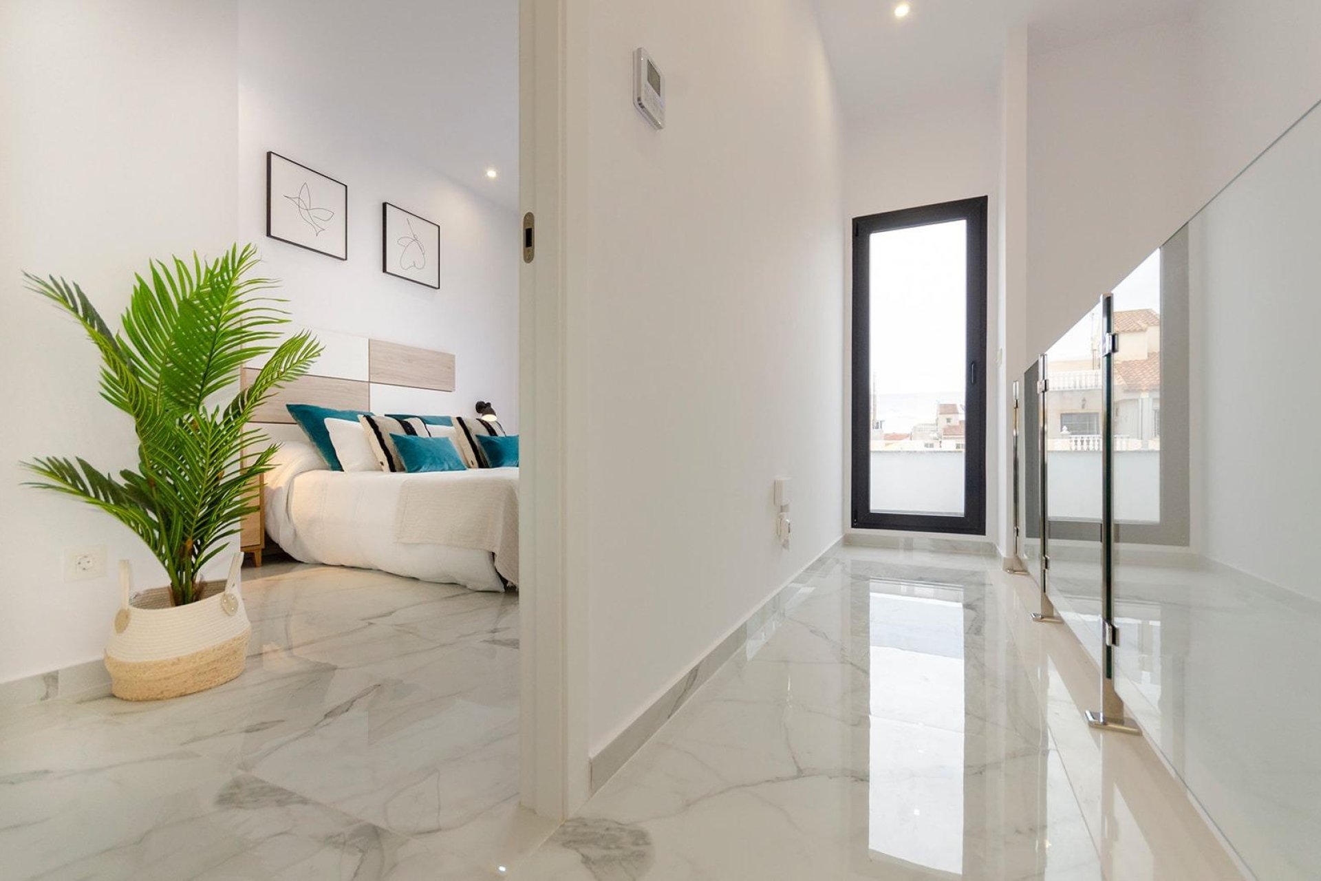 Nowy budynek - Villa -
Torrevieja - Torretas