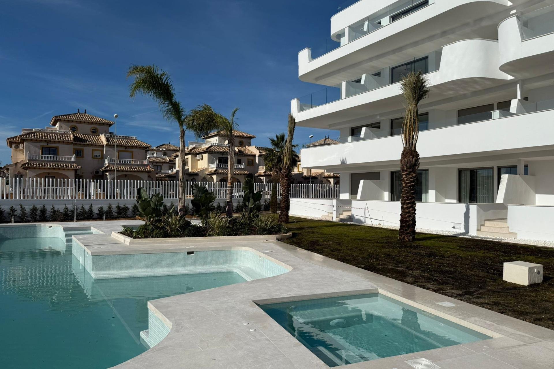 Obra nueva - Apartmento -
Orihuela Costa - Lomas de Cabo Roig