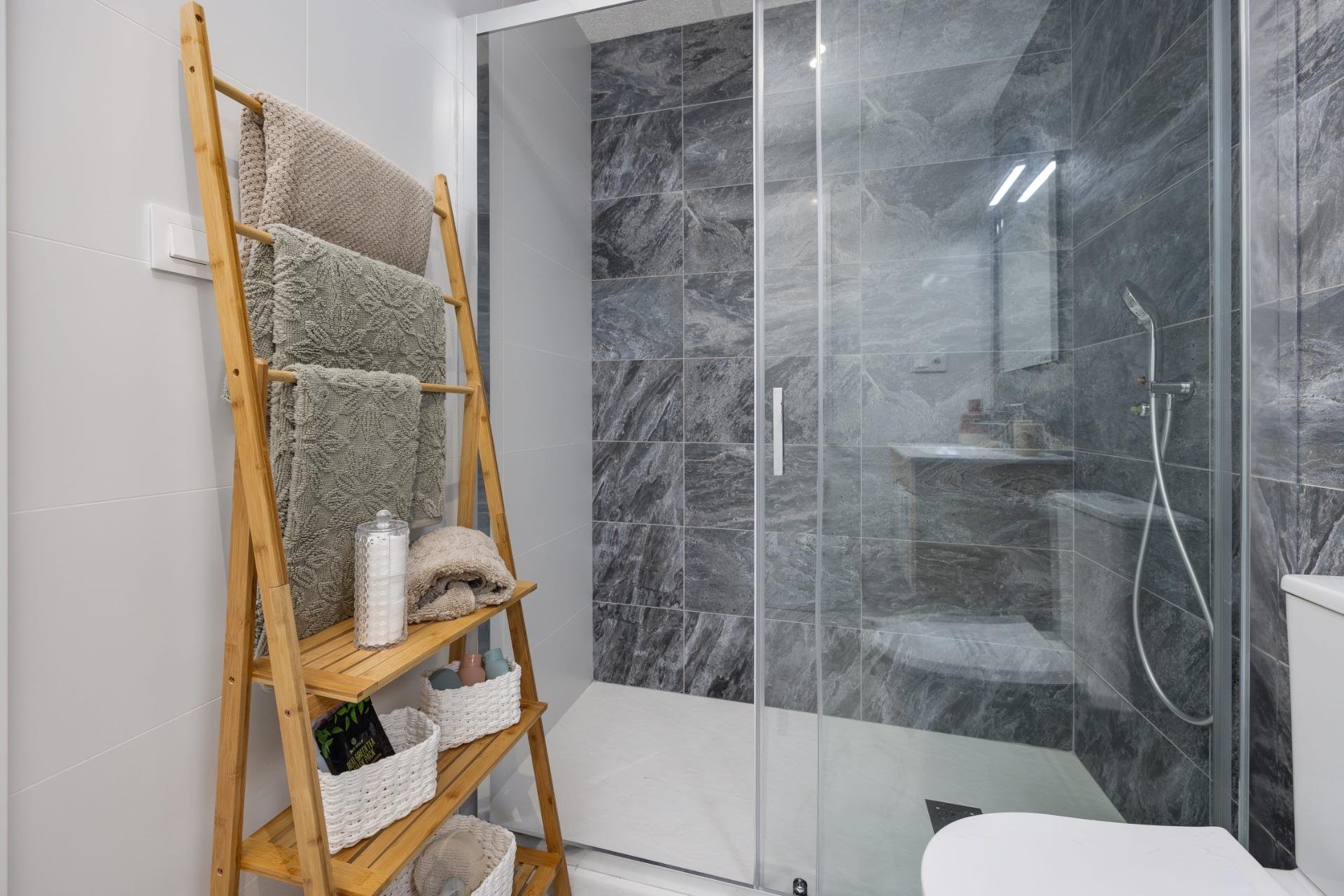 Obra nueva - Apartmento -
San Miguel de Salinas - Pueblo