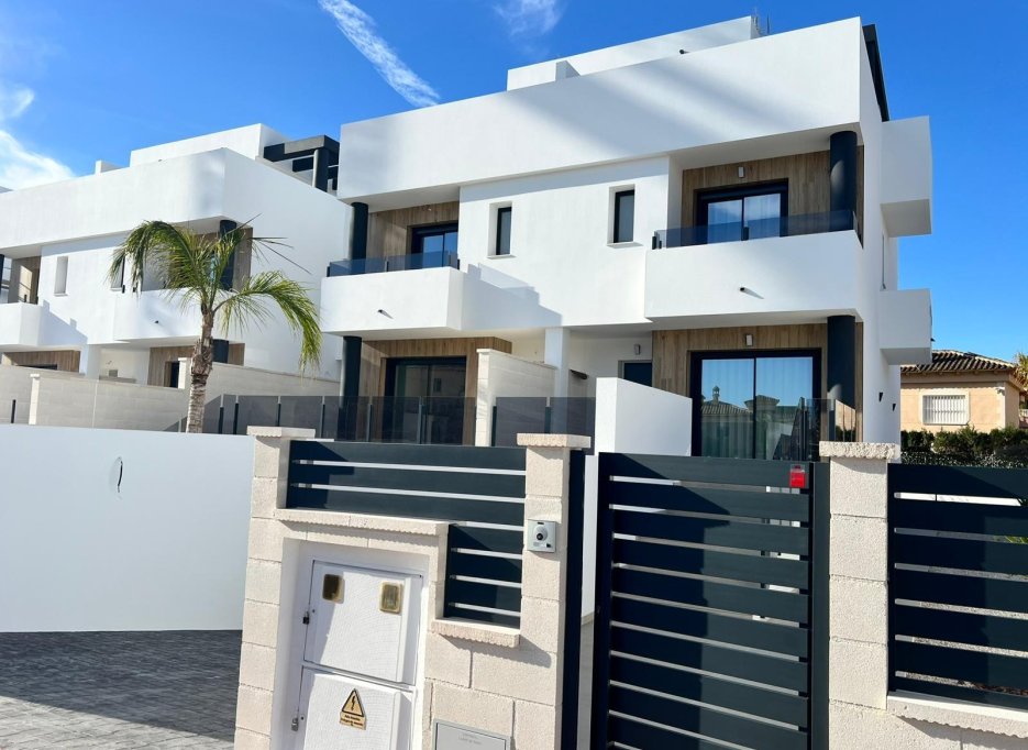 Obra nueva - Villa -
Benferri - Benfis Park