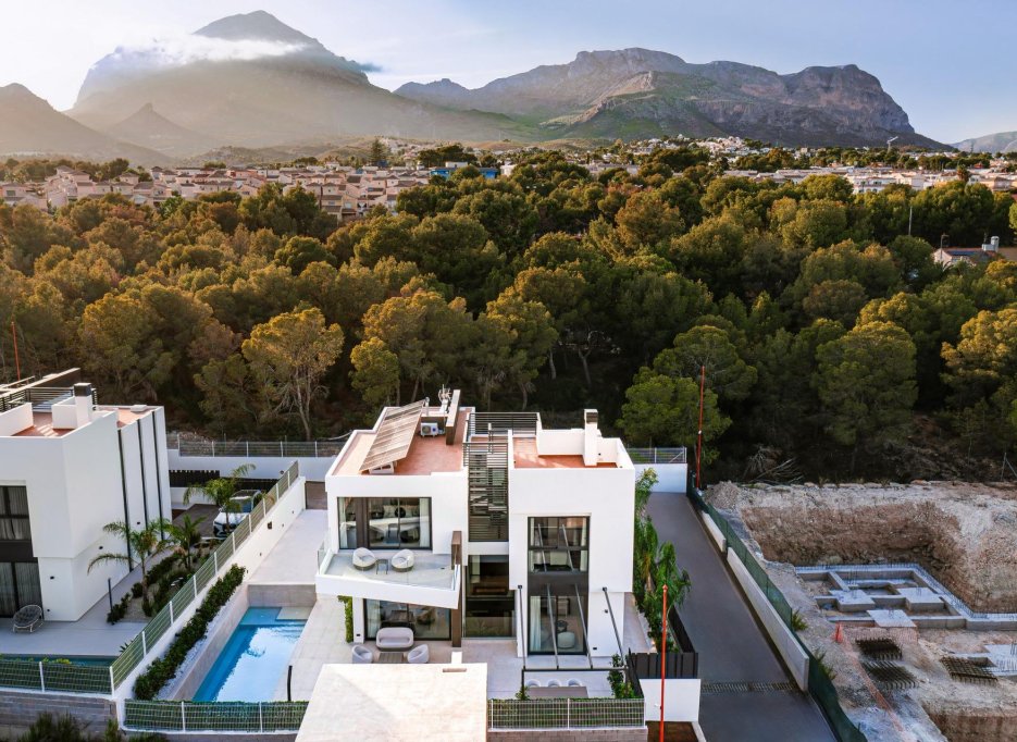 Obra nueva - Villa -
La Nucía - Coblanca