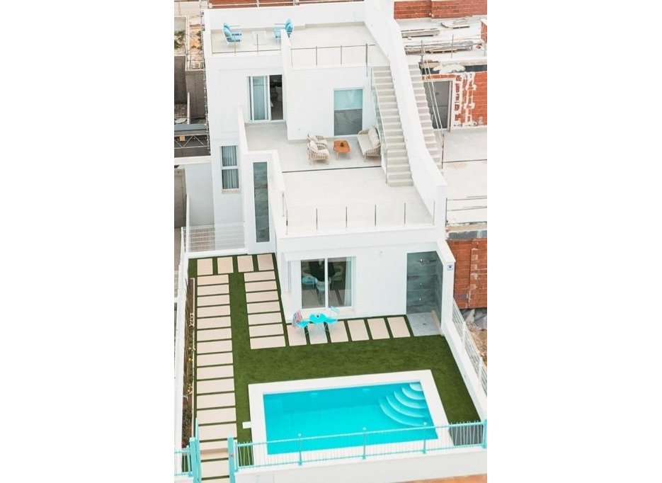 Obra nueva - Villa -
Los Alcazares - Torre del Rame