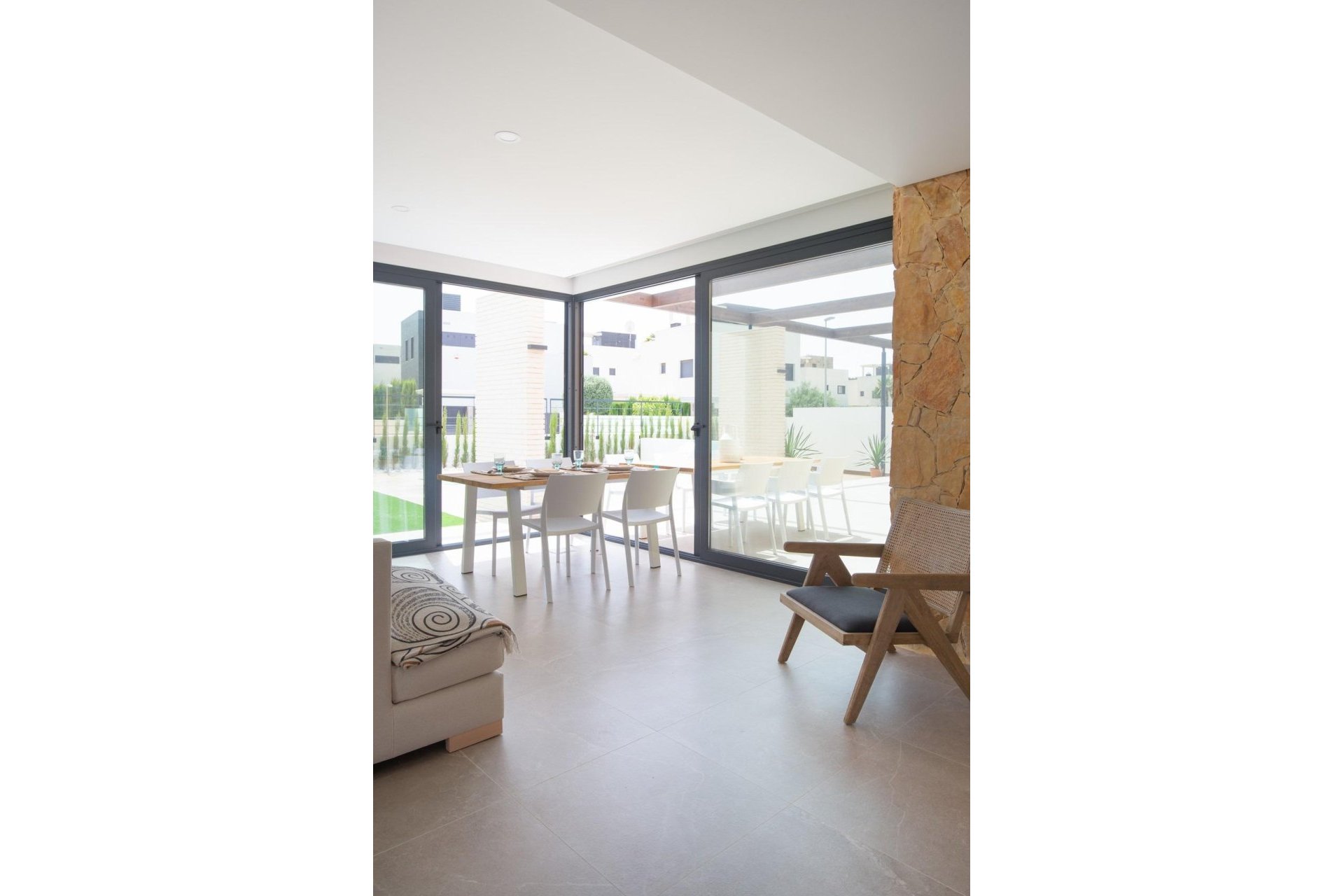 Obra nueva - Villa -
Orihuela Costa - Campoamor