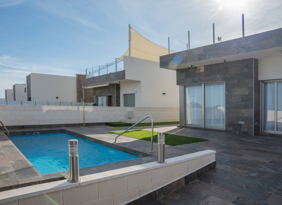 Obra nueva - Villa -
Orihuela Costa - PAU 8