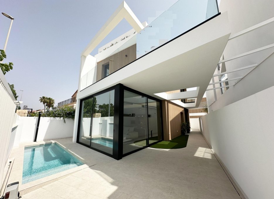 Obra nueva - Villa -
Pilar de la Horadada - Torre De La Horadada