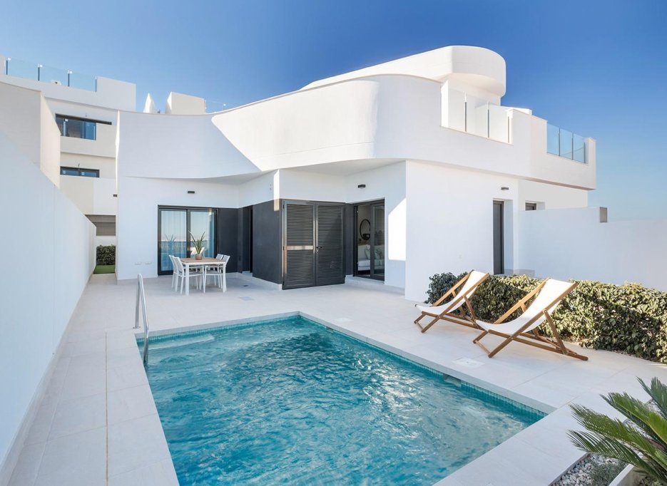 Obra nueva - Villa -
Torrevieja - Lago Jardín II