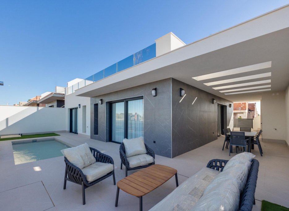 Obra nueva - Villa -
Torrevieja - Sector 25