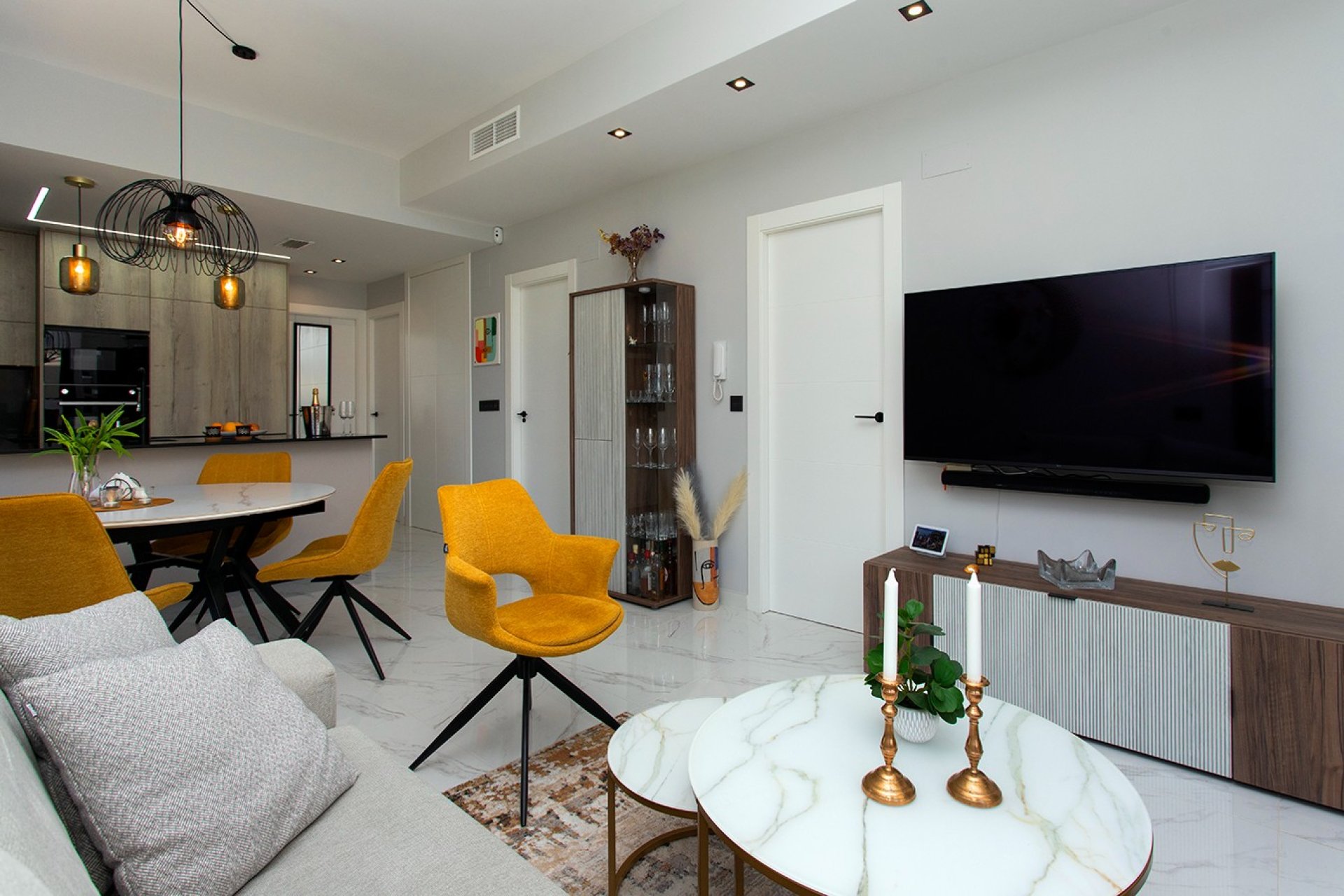 Odsprzedaż - Apartment -
Orihuela Costa - Punta Prima