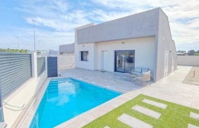 Villa - New Build - Pilar de la Horadada -
                Pinar de Campoverde